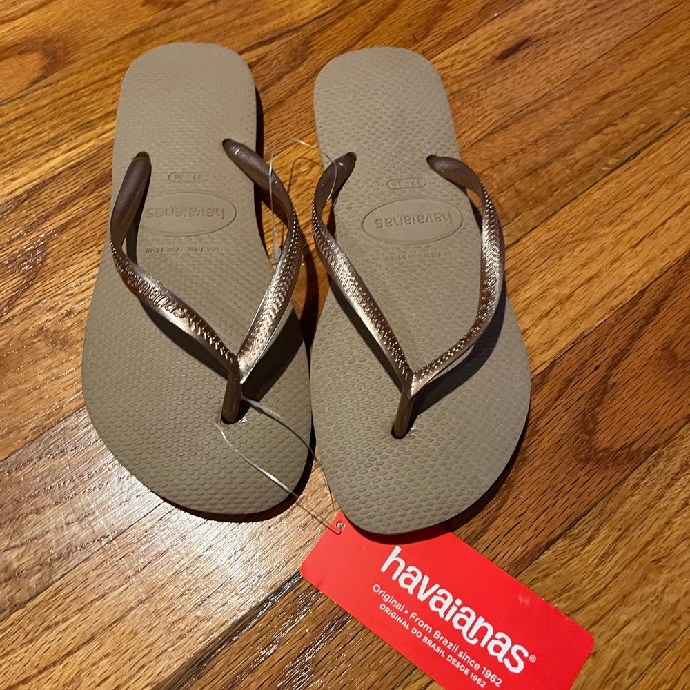 Havaianas Rose Gold Flip Flops
